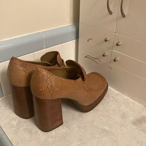 70’s Platform Shoes size 9.5